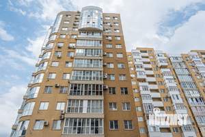 4-к квартира, вторичка, 145м2, 11/15 этаж