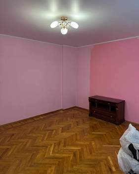 3-к квартира, вторичка, 100м2, 3/9 этаж