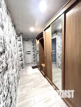 2-к квартира, вторичка, 53м2, 1/5 этаж