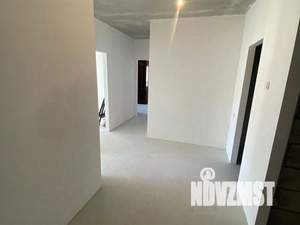 2-к квартира, вторичка, 64м2, 1/18 этаж