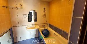 2-к квартира, вторичка, 70м2, 4/12 этаж