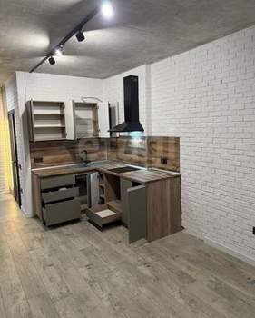 1-к квартира, вторичка, 42м2, 6/9 этаж