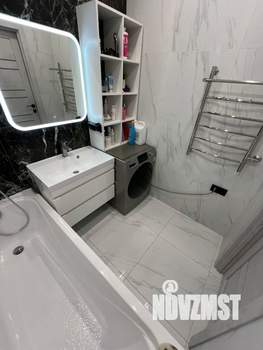 2-к квартира, вторичка, 60м2, 1/9 этаж