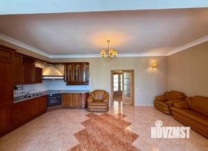 3-к квартира, вторичка, 121м2, 4/6 этаж