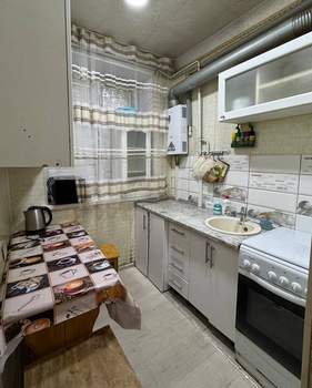 2-к квартира, вторичка, 34м2, 1/3 этаж