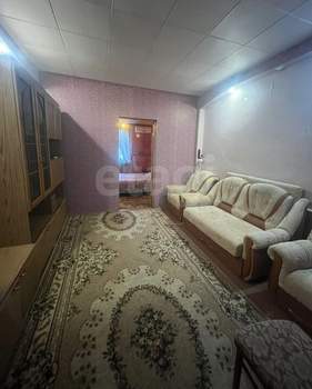 3-к квартира, вторичка, 72м2, 1/1 этаж