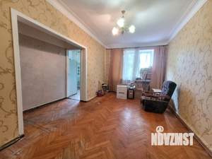 2-к квартира, вторичка, 39м2, 1/5 этаж