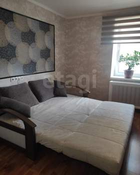 4-к квартира, вторичка, 80м2, 3/9 этаж
