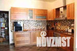 4-к квартира, вторичка, 172м2, 9/16 этаж