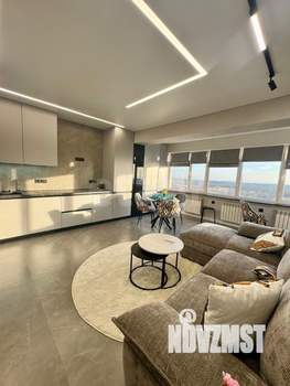 2-к квартира, вторичка, 61м2, 5/8 этаж