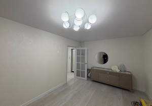 2-к квартира, вторичка, 60м2, 8/9 этаж