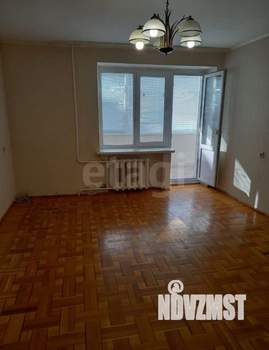 3-к квартира, вторичка, 76м2, 8/10 этаж