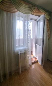 2-к квартира, вторичка, 64м2, 4/10 этаж