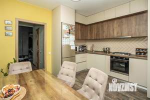 2-к квартира, вторичка, 61м2, 1/9 этаж