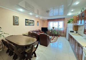 2-к квартира, вторичка, 77м2, 3/10 этаж