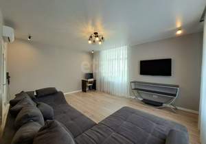 3-к квартира, вторичка, 90м2, 11/18 этаж
