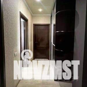 2-к квартира, вторичка, 61м2, 7/16 этаж