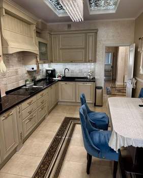 3-к квартира, вторичка, 111м2, 8/9 этаж