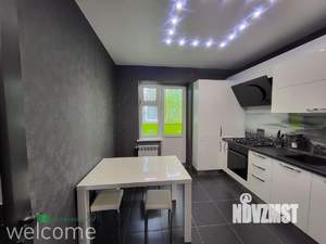 2-к квартира, вторичка, 56м2, 10/12 этаж