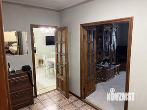 4-к квартира, вторичка, 122м2, 3/5 этаж