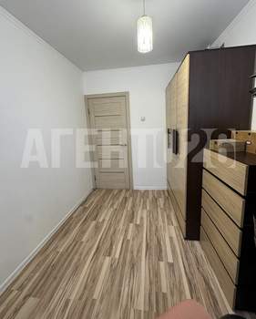 4-к квартира, вторичка, 80м2, 3/9 этаж
