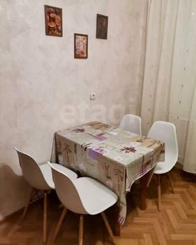 3-к квартира, вторичка, 76м2, 9/10 этаж