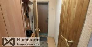 2-к квартира, вторичка, 43м2, 1/4 этаж