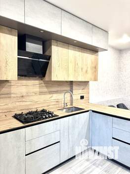 2-к квартира, вторичка, 64м2, 9/17 этаж