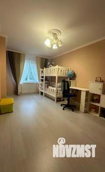 4-к квартира, вторичка, 100м2, 2/10 этаж