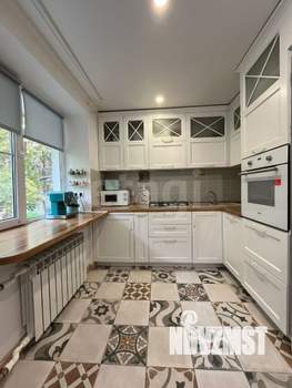 2-к квартира, вторичка, 64м2, 1/5 этаж