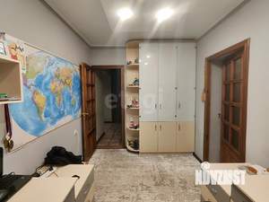 4-к квартира, вторичка, 122м2, 3/5 этаж
