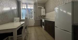 2-к квартира, вторичка, 64м2, 1/18 этаж