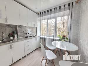 2-к квартира, вторичка, 43м2, 3/5 этаж