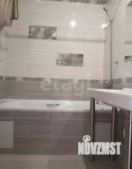 2-к квартира, вторичка, 63м2, 7/18 этаж