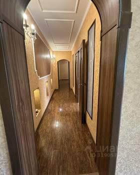 4-к квартира, вторичка, 130м2, 2/6 этаж