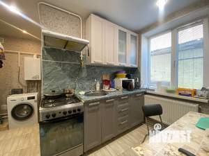 2-к квартира, вторичка, 54м2, 1/1 этаж