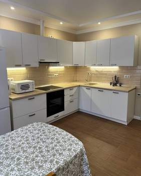 2-к квартира, вторичка, 80м2, 2/10 этаж