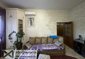 2-к квартира, вторичка, 76м2, 1/2 этаж