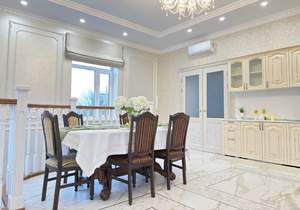 3-к квартира, вторичка, 137м2, 1/2 этаж