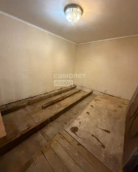 3-к квартира, вторичка, 63м2, 1/1 этаж