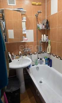 3-к квартира, вторичка, 49м2, 4/5 этаж