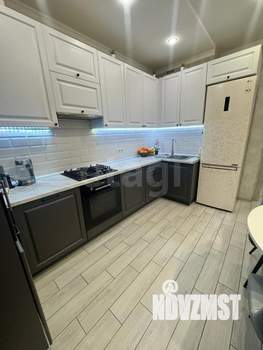 2-к квартира, вторичка, 57м2, 2/18 этаж