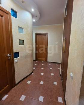 2-к квартира, вторичка, 64м2, 5/10 этаж