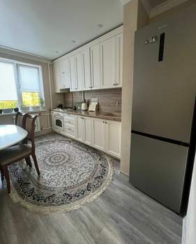 4-к квартира, вторичка, 80м2, 3/9 этаж